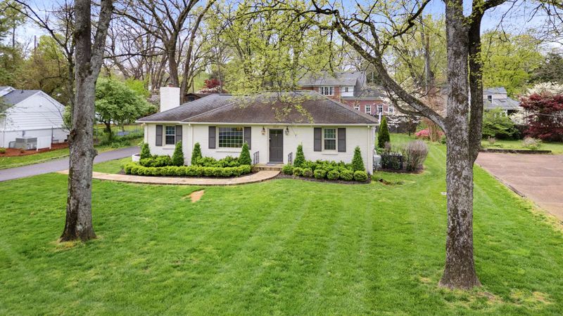 1219 Nichol Ln, Nashville, TN 37205