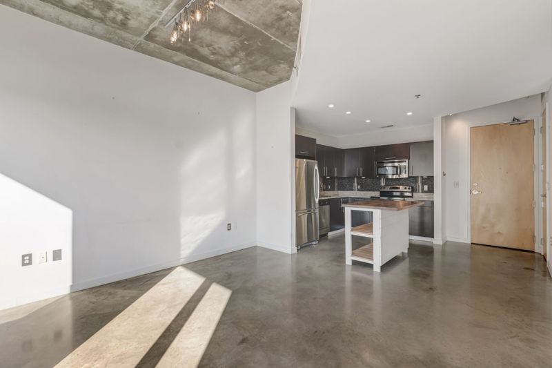 600 12th Ave S #1210, Nashville, TN 37203