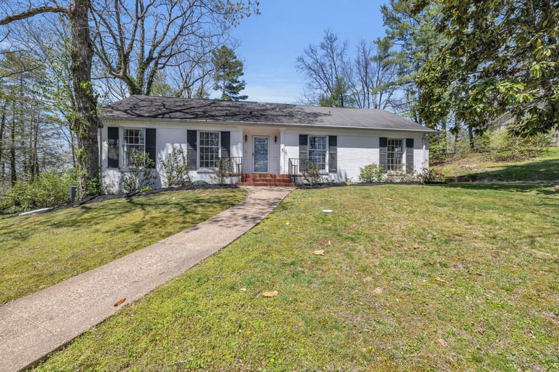 1032 Fort Stephenson Rd, Lookout Mountain, GA 30750