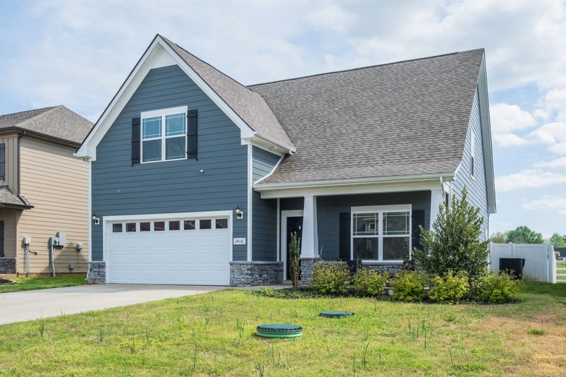 2416 Hollis Dr, Murfreesboro, TN 37127