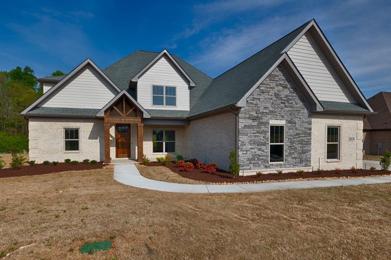 16154 Darby Dr, Athens, AL 35613