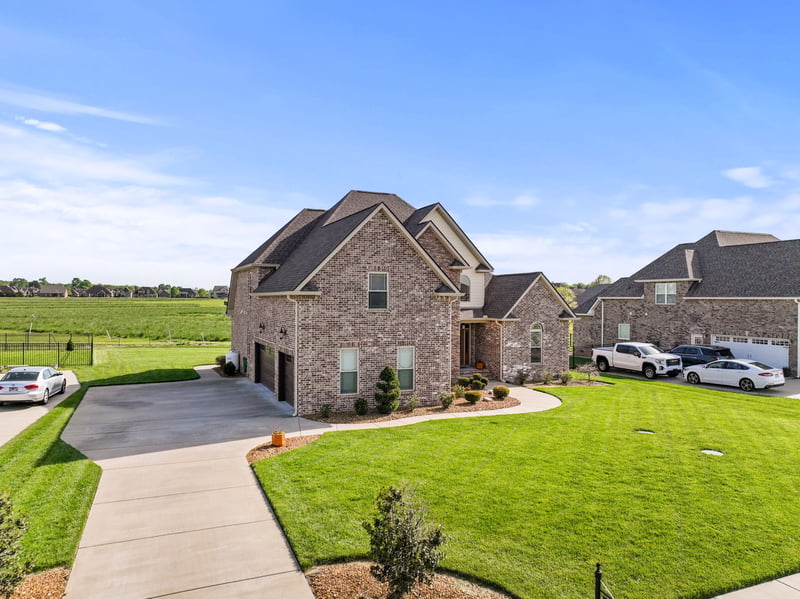 1506 Augusta Dr, Christiana, TN 37037