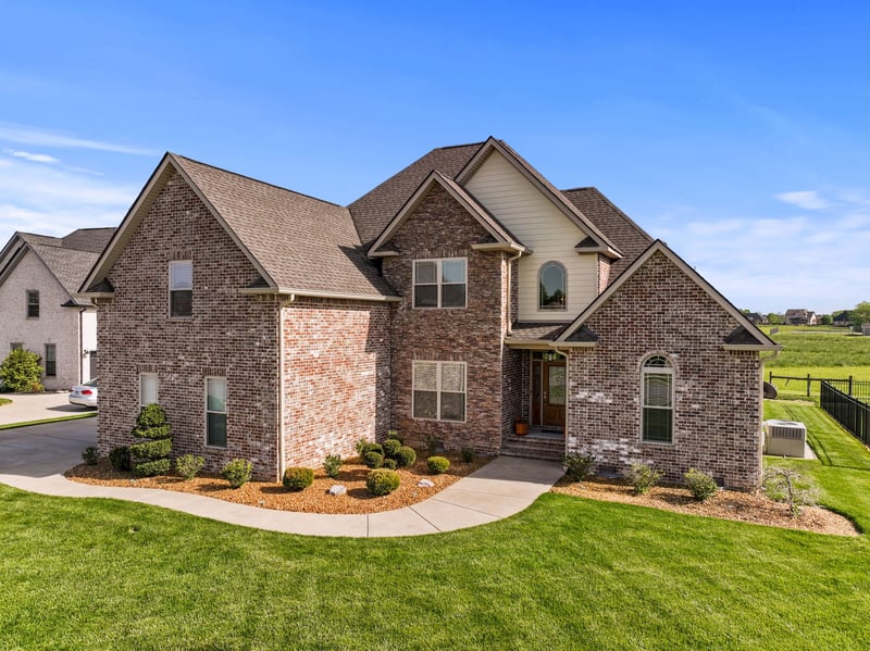 1506 Augusta Dr, Christiana, TN 37037