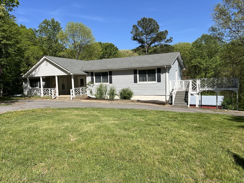 670 Cedar Hill Rd, Vanleer, TN 37181