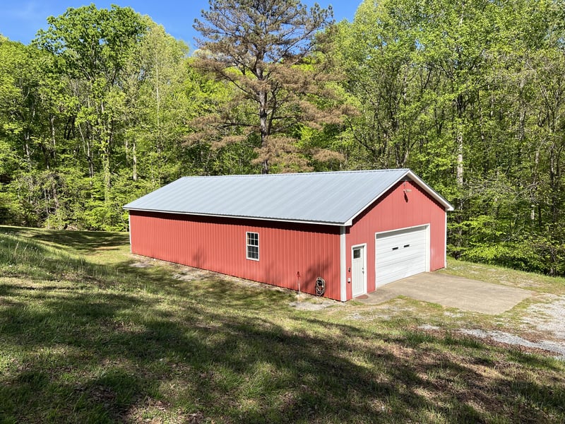 670 Cedar Hill Rd, Vanleer, TN 37181