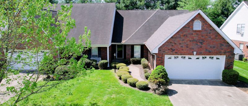 1720 Keeneland Ct, Murfreesboro, TN 37127
