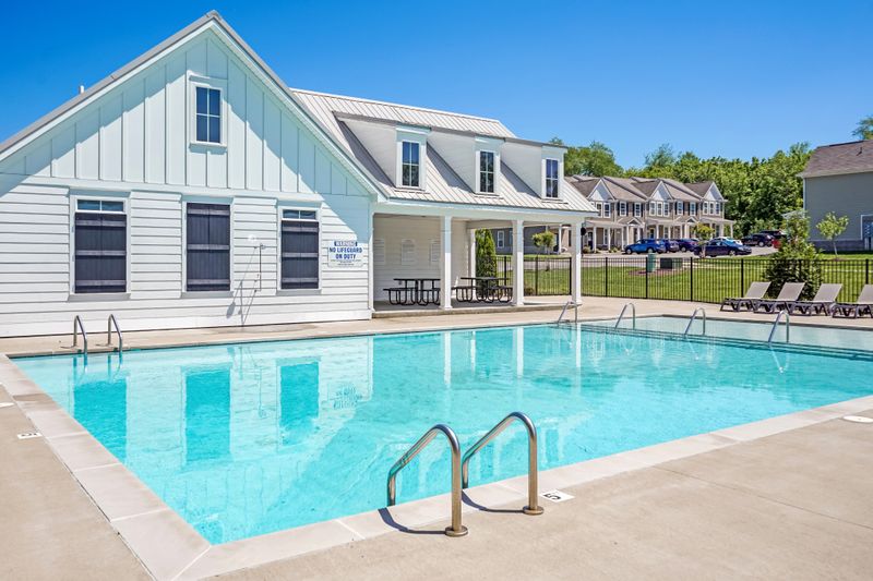 802 Dallas Dr, Columbia, TN 38401