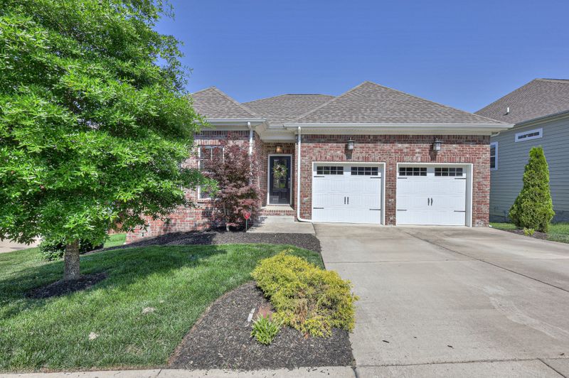 1308 Duns Ln, Nolensville, TN 37135