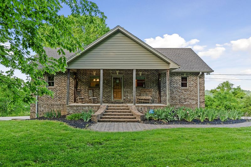 50 Hurricane Point Ln, Elmwood, TN 38560