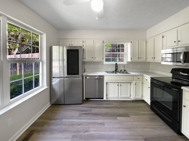 1021 Singing Springs Rd, Mount Juliet, TN 37122