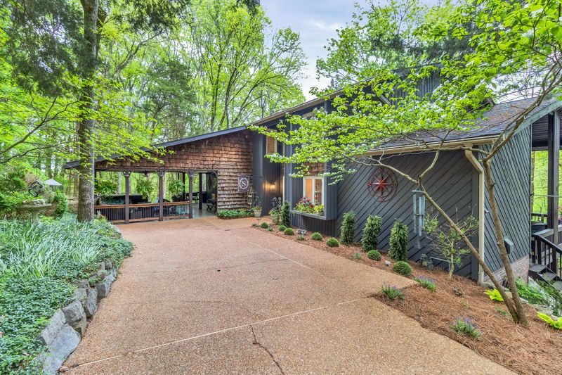 218 Hillview Dr, Carthage, TN 37030
