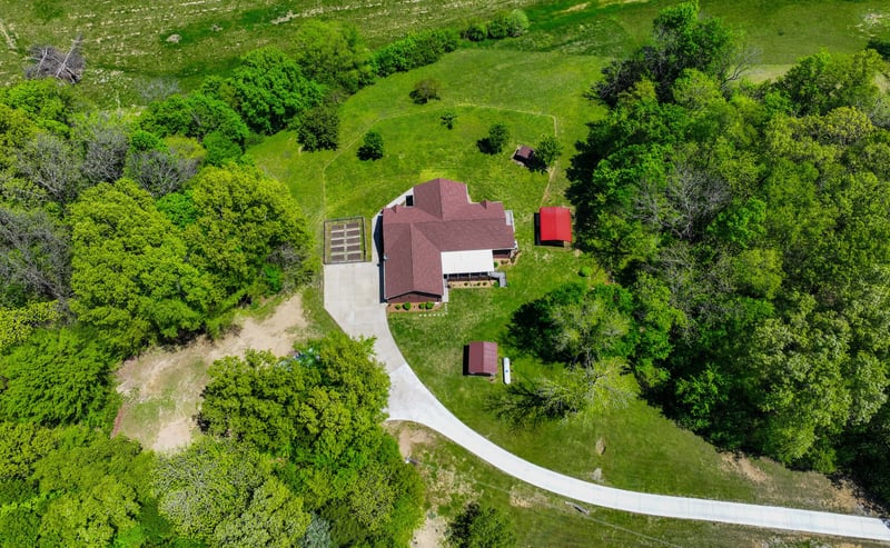 1039 Eljie Rd, Cumberland Furnace, TN 37051