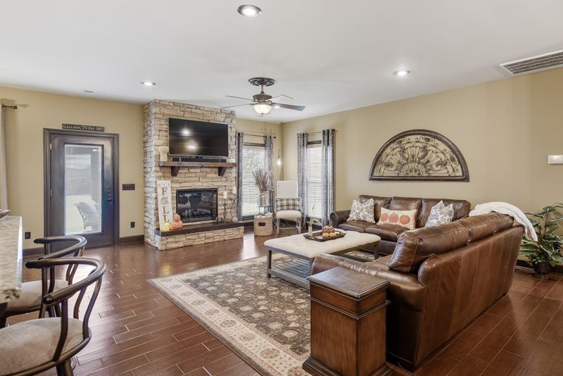 1012 Cherokee Cv, Gallatin, TN 37066
