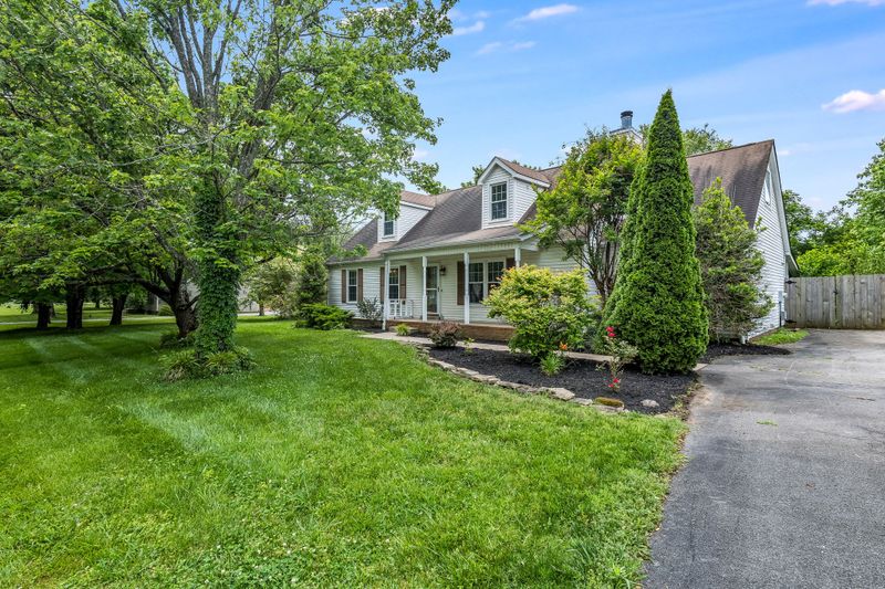 4157 Premier Dr, Murfreesboro, TN 37128
