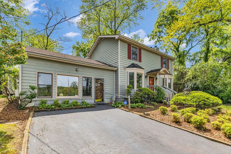 1023 Battlefield Dr, Nashville, TN 37204