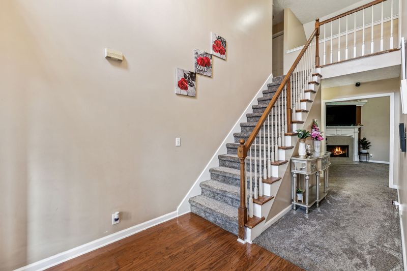 2377 Oak Hill Dr, Murfreesboro, TN 37130