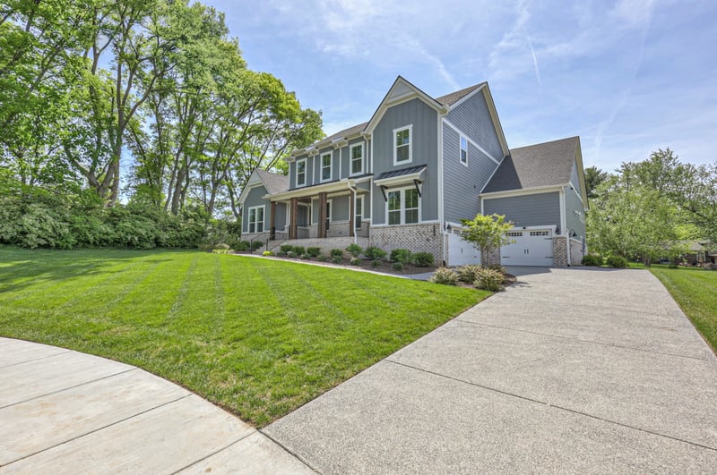 676 Concord Dr, Gallatin, TN 37066