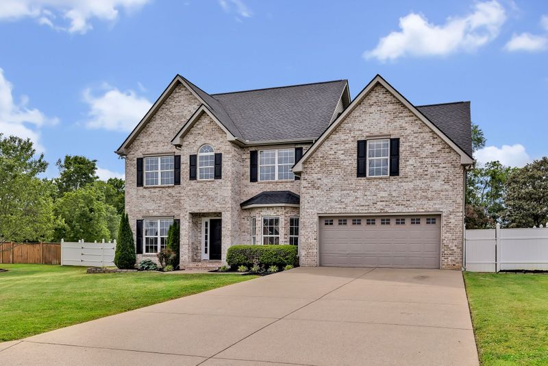 1305 Harvest Grove Blvd, Murfreesboro, TN 37129