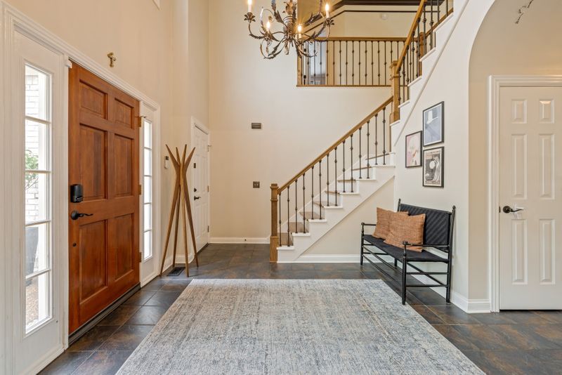 521 Ridgestone Dr, Franklin, TN 37064