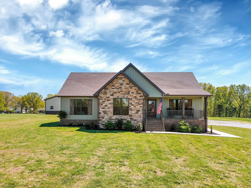 1078 Gaines Hill Rd, Westmoreland, TN 37186