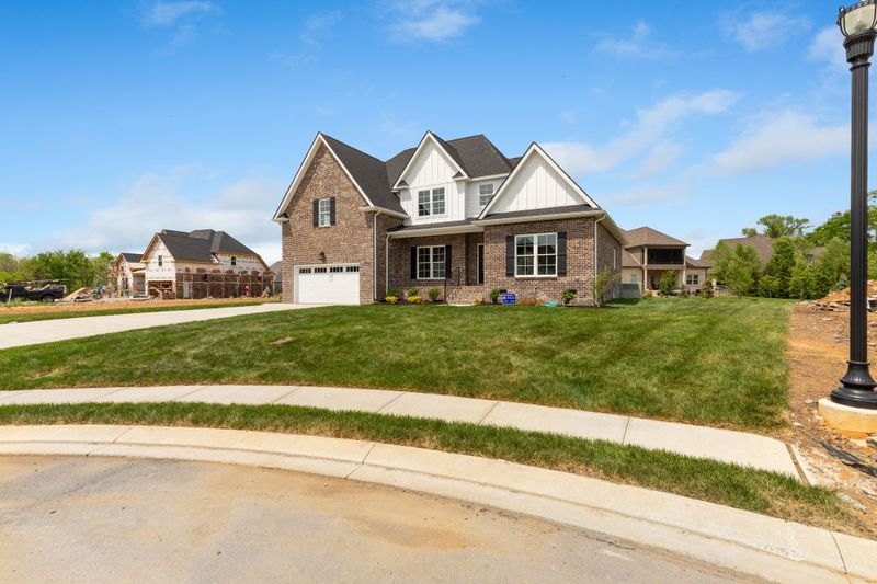2515 Colleen Dr, Murfreesboro, TN 37128