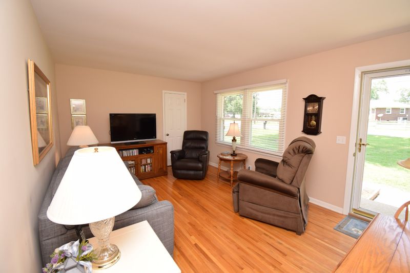 128 Gates Dr, Hendersonville, TN 37075