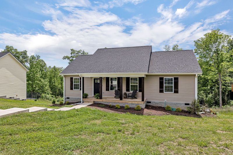 847 Skyview Dr, Ashland City, TN 37015