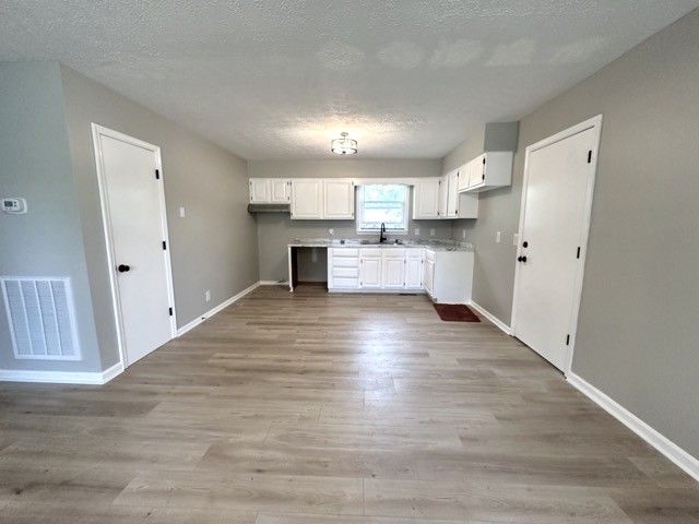 308 N Ivy Ct, Springfield, TN 37172