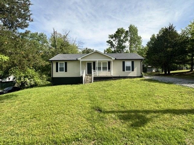 308 N Ivy Ct, Springfield, TN 37172