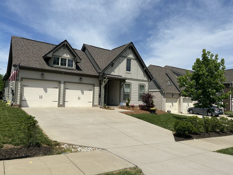716 Plowson Rd, Mount Juliet, TN 37122