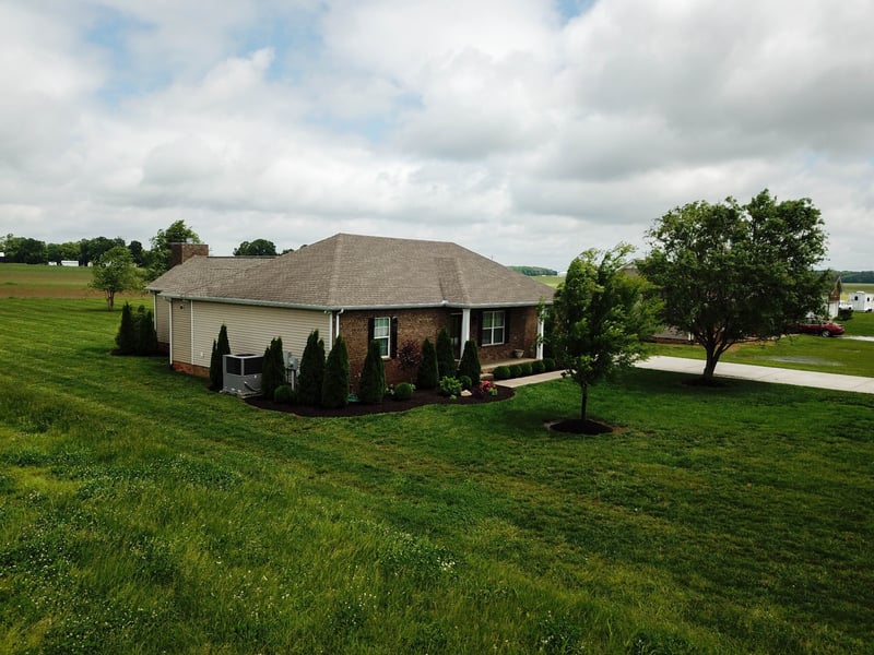7980 Highway 52, Orlinda, TN 37141