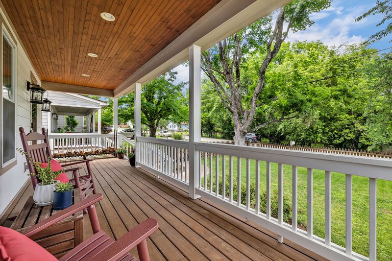 2110 Sheridan Rd, Nashville, TN 37206