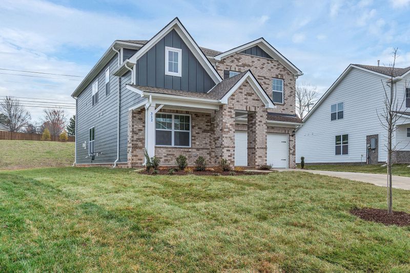 312 Euclid Dr, White House, TN 37188