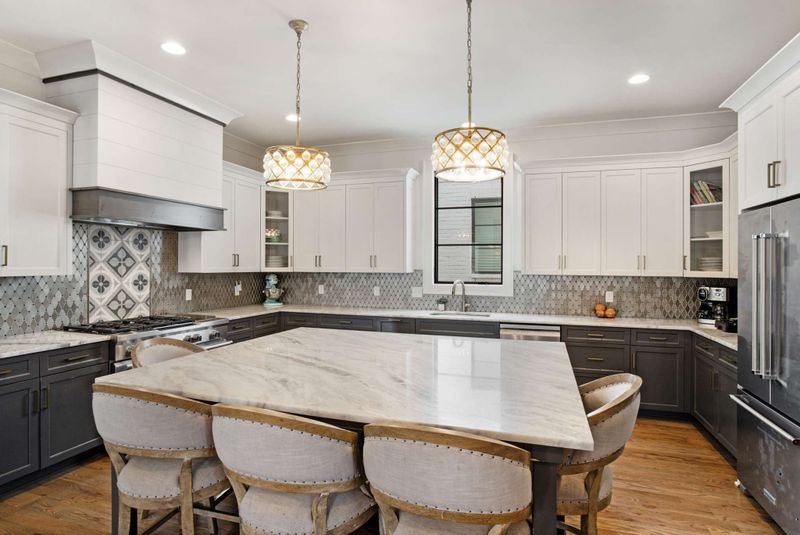 2013 Galbraith Dr #A, Nashville, TN 37215