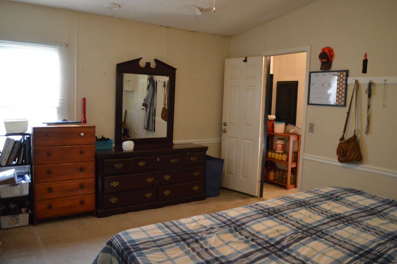 5000 Miller Lake Rd, Culleoka, TN 38451