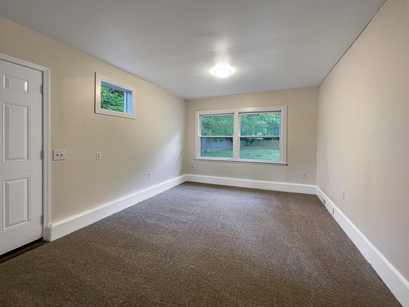 137 Gail Dr, Hendersonville, TN 37075