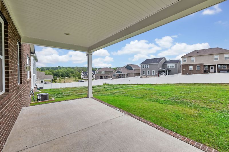 1007 Pebble Run Rd, Hendersonville, TN 37075