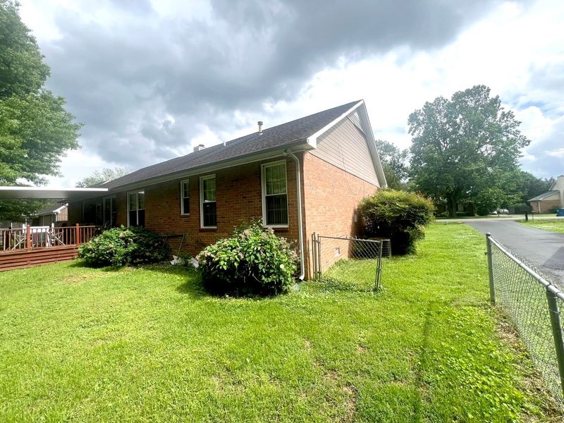 2332 Miranda Dr, Murfreesboro, TN 37129