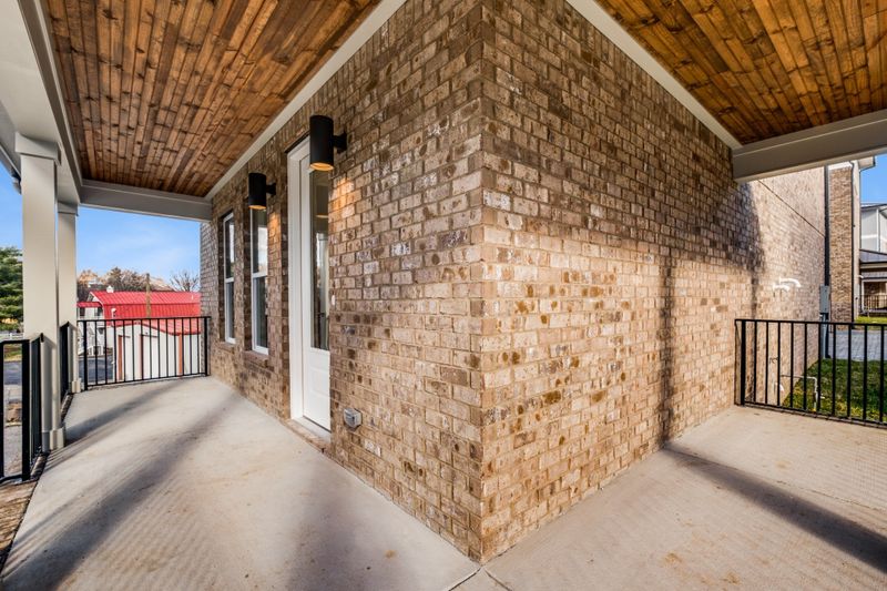 107 Demoss Rd #1, Nashville, TN 37209