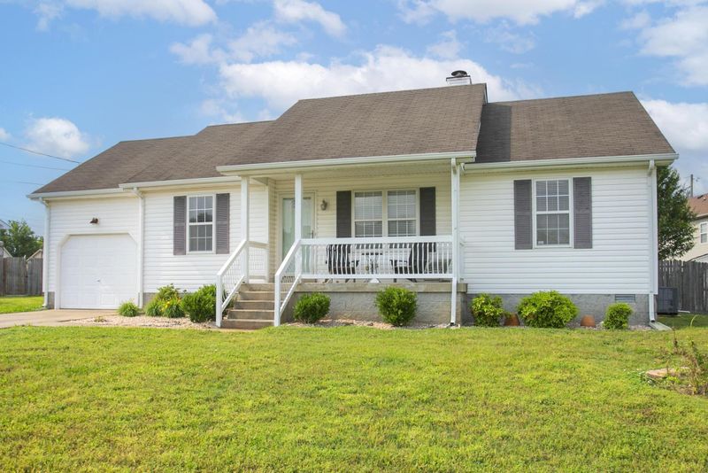 305 Black Oak Ct, Antioch, TN 37013