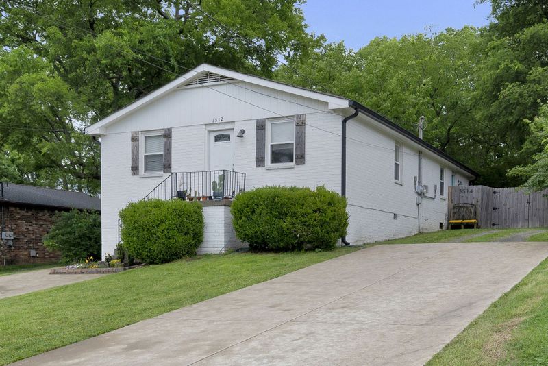 3514 Slate Dr, Nashville, TN 37216