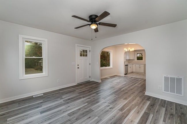 1144 Ardee Ave, Nashville, TN 37216