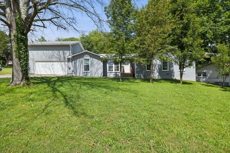 114 Lynhurst Cir, Hendersonville, TN 37075