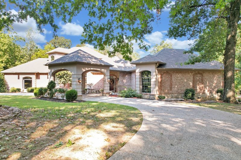 1745 Mann Rd, Lebanon, TN 37087