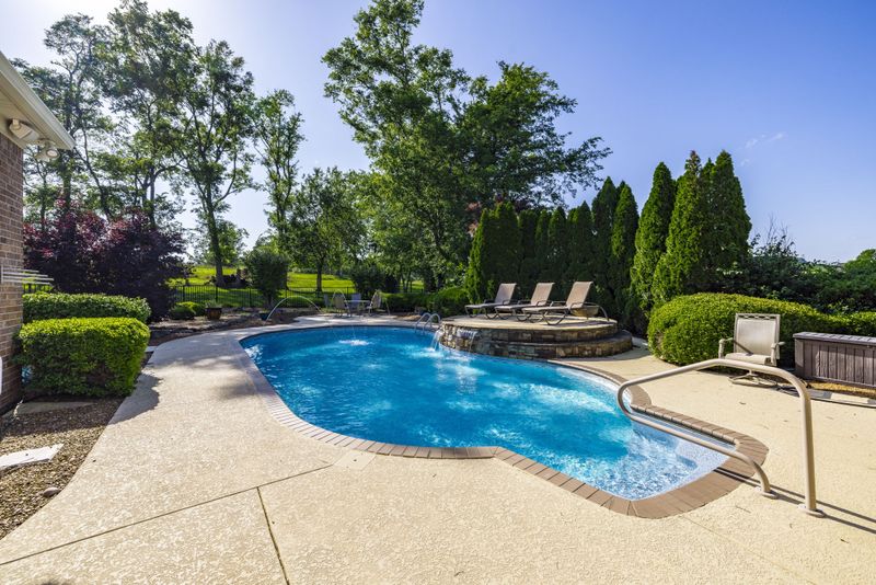 2174 Gorden Xing, Gallatin, TN 37066