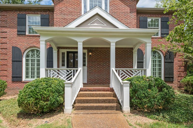 108 Chapelwood Ln, Franklin, TN 37069