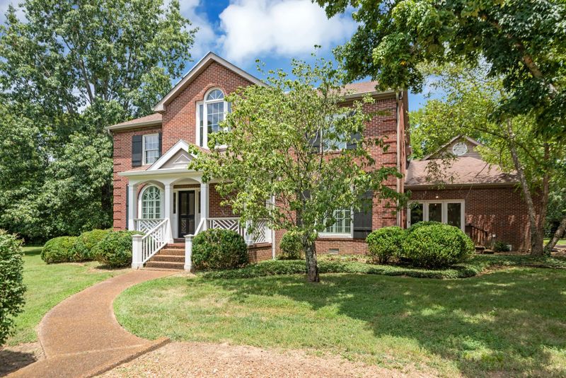 108 Chapelwood Ln, Franklin, TN 37069