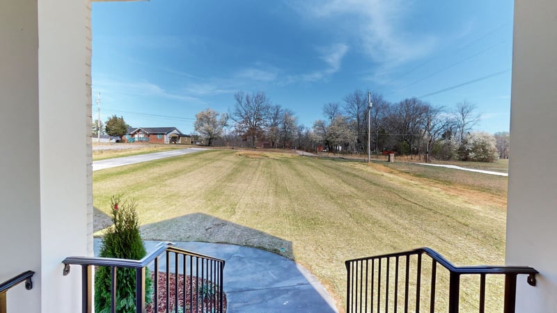 136 Aplin Branch Rd, Cottontown, TN 37048