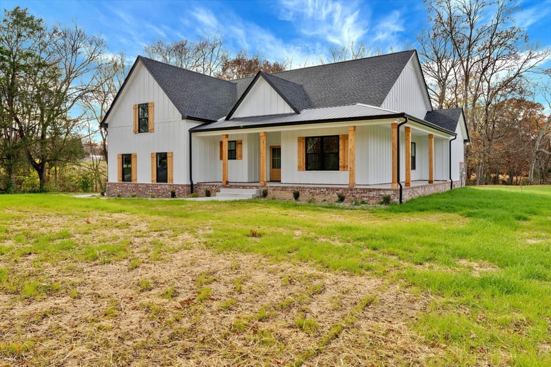 3431 Highway 25, Cottontown, TN 37048