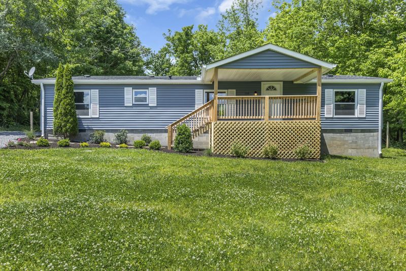 1114 John Shores Rd, Chapmansboro, TN 37035